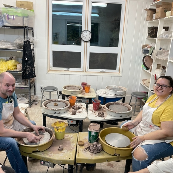 Meet your Posher, Jennifer - Picture 2 of 6